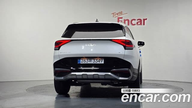 Kia Sportage 2021 — ფოტო 4/20