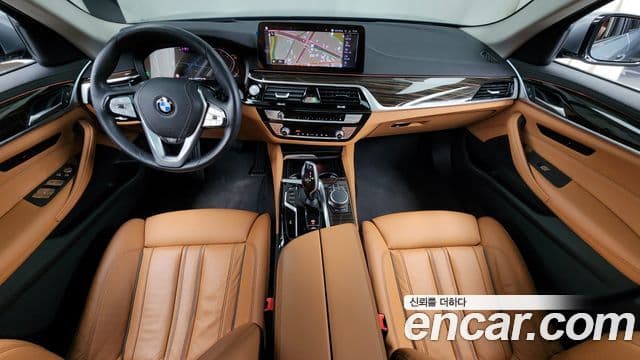 BMW 5 Series 2022 — Şəkil 7/20