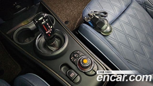 Mini Cooper SD Countryman 2020 — Şəkil 17/20