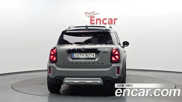 Mini Cooper S Countryman 2021 — ფოტო 8/20