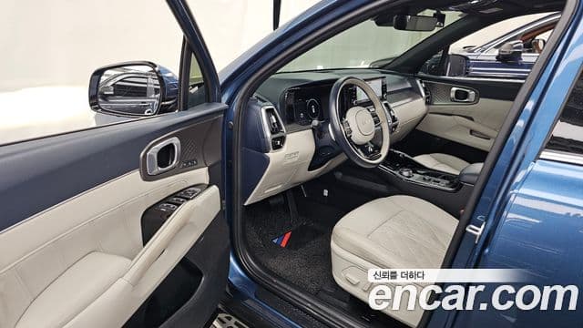 Kia Sorento 2023 — Şəkil 10/20
