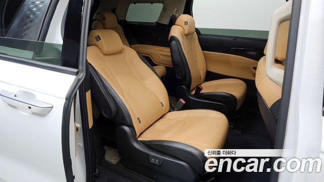 Kia Carnival 2022 — Şəkil 12/20