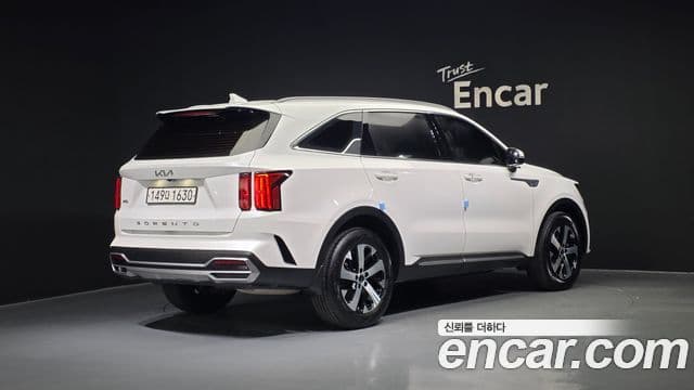 Kia Sorento 2021 — ფოტო 2/20