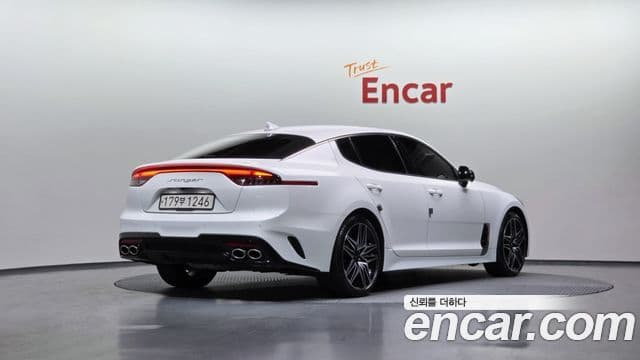 Kia Stinger 2021 — Şəkil 1/20