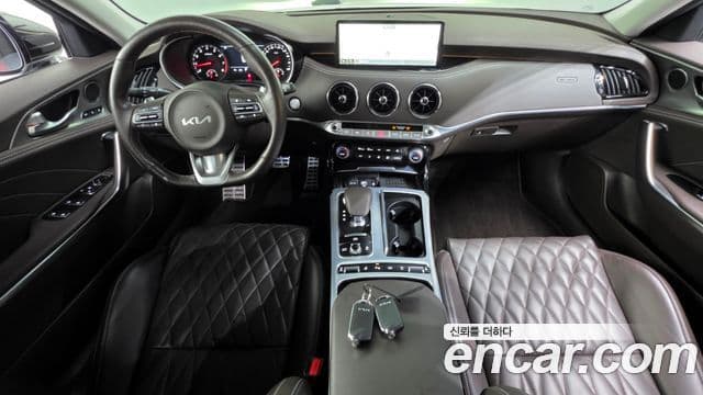 Kia Stinger 2021 — Şəkil 9/20