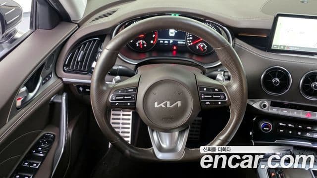 Kia Stinger 2021 — Şəkil 12/20