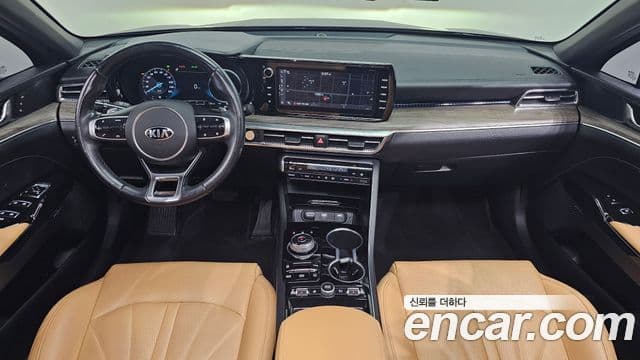 Kia K5 2020 — ფოტო 7/20