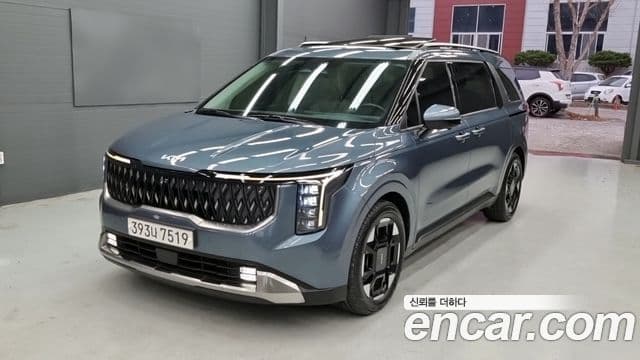 Kia Carnival 2024 — Şəkil 9/18