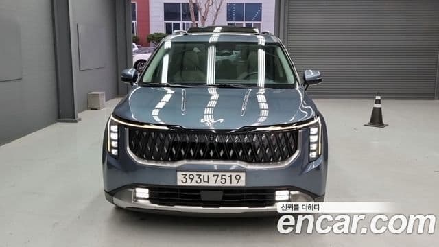 Kia Carnival 2024 — Şəkil 2/18