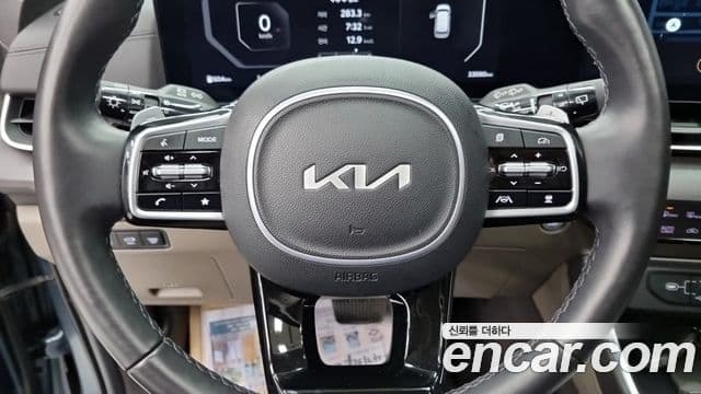 Kia Carnival 2024 — Şəkil 12/18