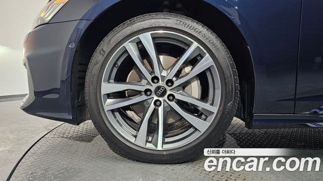 Audi A6 2023 — ფოტო 5/20