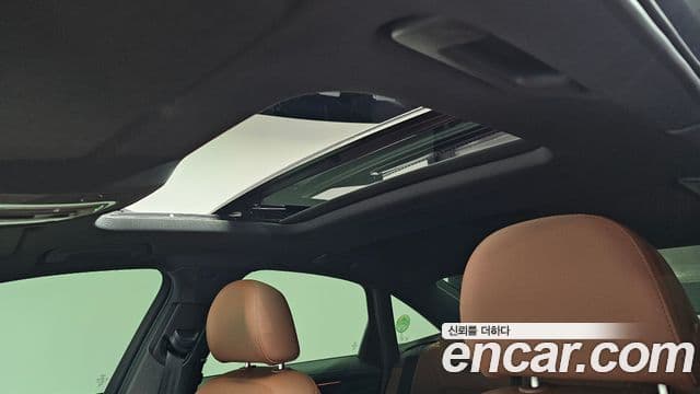 Audi A6 2023 — ფოტო 17/20