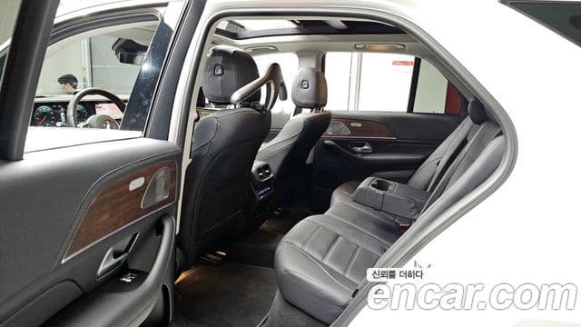 Mercedes-Benz GLE-Class 2021 — Фото 11/20