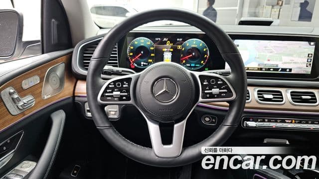 Mercedes-Benz GLE-Class 2021 — Фото 13/20