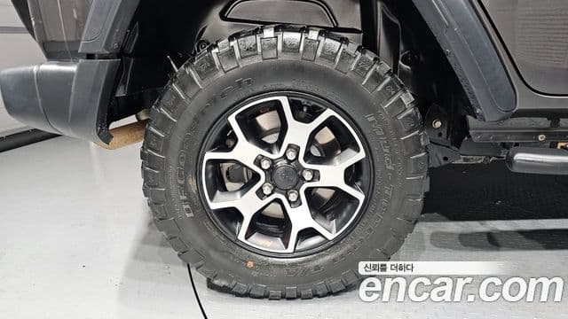 Jeep Wrangler 2020 — Photo 1/20