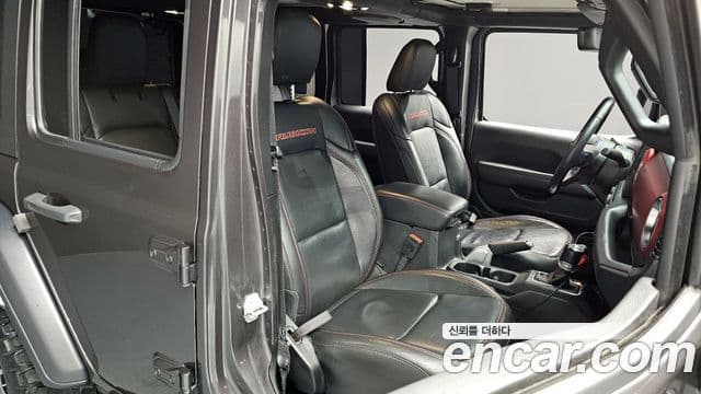 Jeep Wrangler 2020 — Photo 2/20