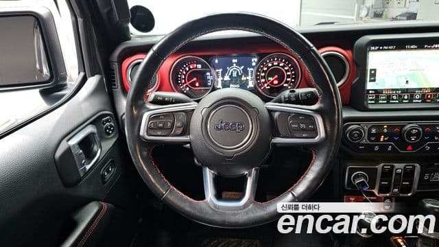 Jeep Wrangler 2020 — Photo 6/20