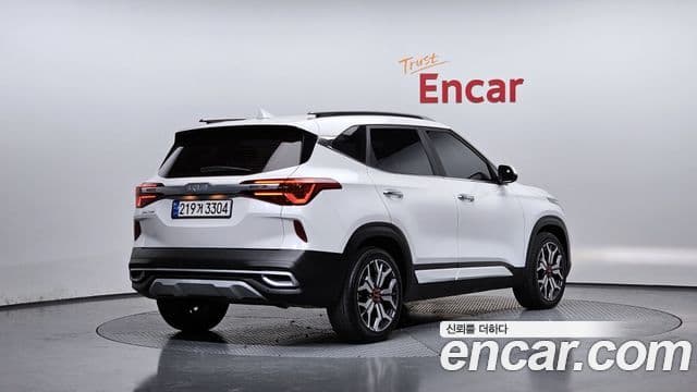 Kia Seltos 2021 — Şəkil 2/20