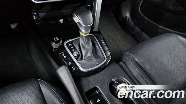 Kia Seltos 2021 — Şəkil 9/20