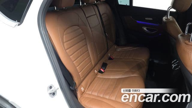 Mercedes-Benz GLC-Class 2023 — Фото 12/20