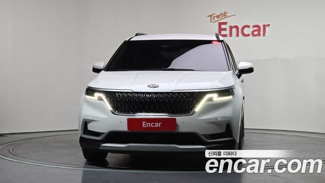 Kia Carnival 2020 — Фото 2/20