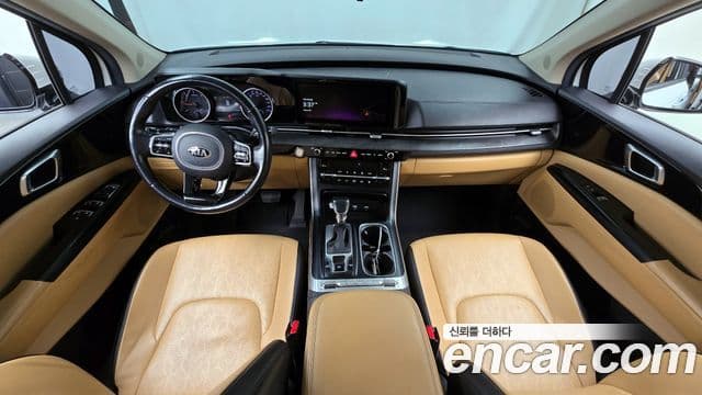 Kia Carnival 2020 — Фото 10/20