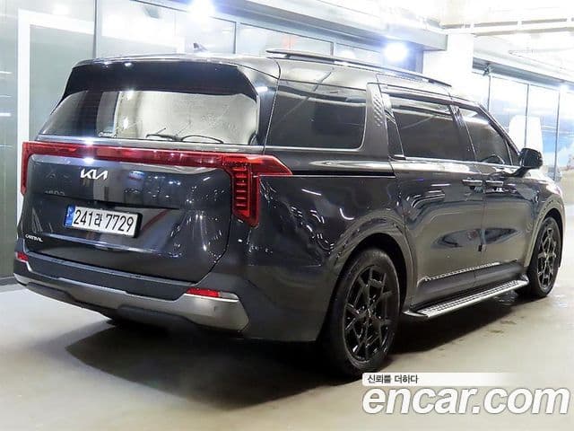 Kia Carnival 2024 — ფოტო 3/20