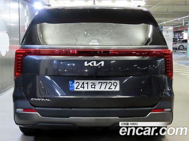 Kia Carnival 2024 — ფოტო 4/20