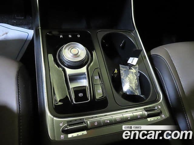Kia Carnival 2024 — ფოტო 12/20