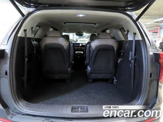 Kia Carnival 2024 — ფოტო 15/20