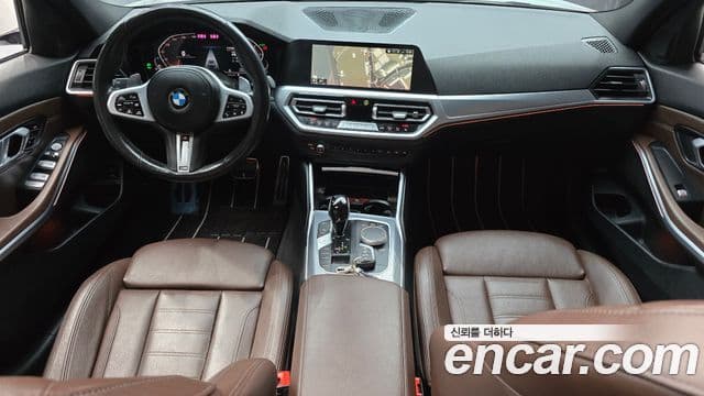 BMW 3 Series 2022 — ფოტო 7/20