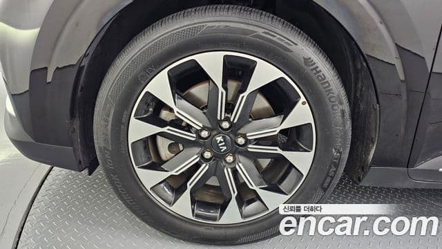 Kia Carnival 2021 — Фото 5/20