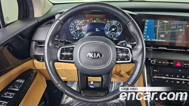 Kia Carnival 2021 — Фото 13/20
