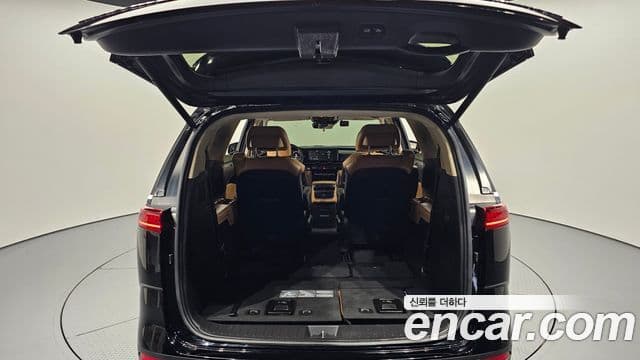 Kia Carnival 2021 — Фото 20/20
