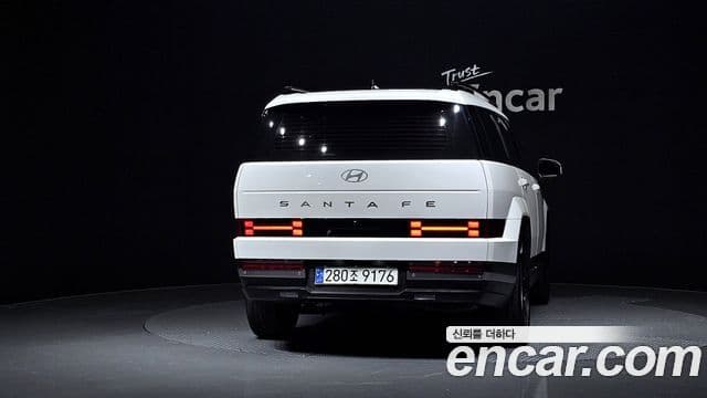 Hyundai Santa Fe 2023 — Şəkil 11/20