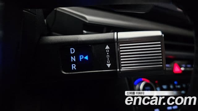 Hyundai Santa Fe 2023 — Şəkil 8/20