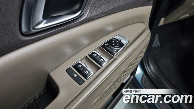 Kia Carnival 2024 — Şəkil 19/20
