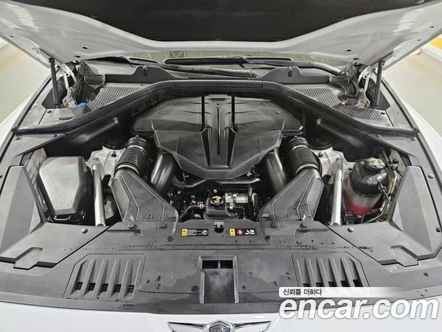 Genesis GV80 2022 — ფოტო 19/20