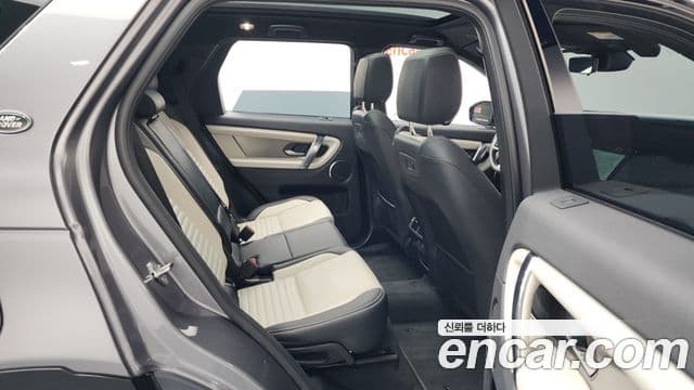 Land Rover Discovery Sport 2025 — ფოტო 12/20