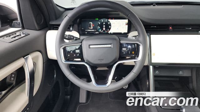 Land Rover Discovery Sport 2025 — ფოტო 13/20