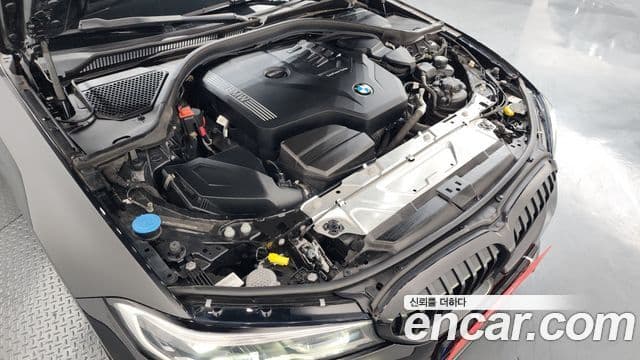 BMW 3 Series 2022 — ფოტო 6/20