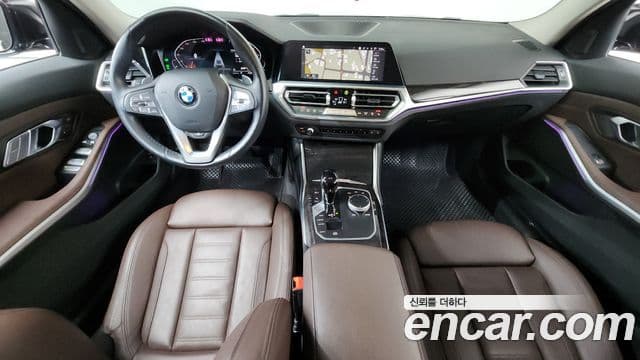 BMW 3 Series 2022 — ფოტო 7/20