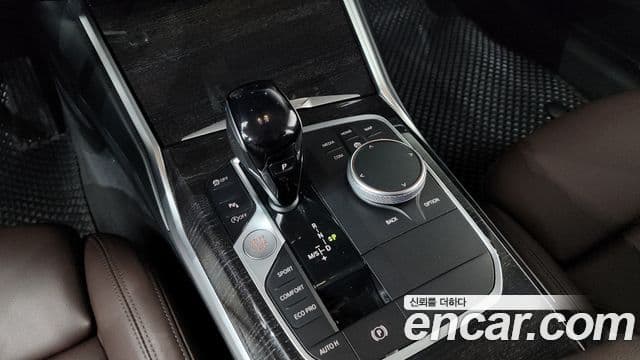 BMW 3 Series 2022 — ფოტო 9/20