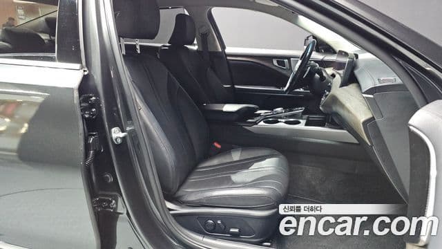 Kia K8 2022 — ფოტო 11/20