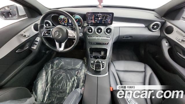 Mercedes-Benz C-Class 2021 — ფოტო 7/20