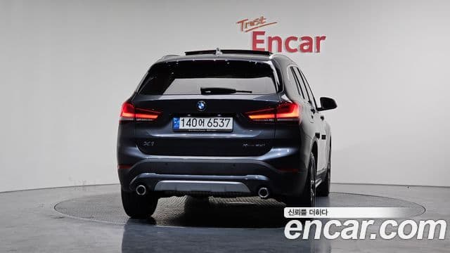 BMW X1 2021 — Şəkil 3/20
