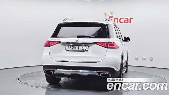 Mercedes-Benz GLE-Class 2019 — Photo 5/20