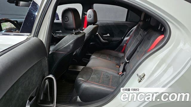 Mercedes-Benz A-Class 2022 — Şəkil 13/20