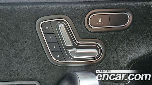 Mercedes-Benz A-Class 2022 — Şəkil 19/20