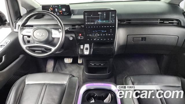 Hyundai Staria 2022 — фото 7 из 20